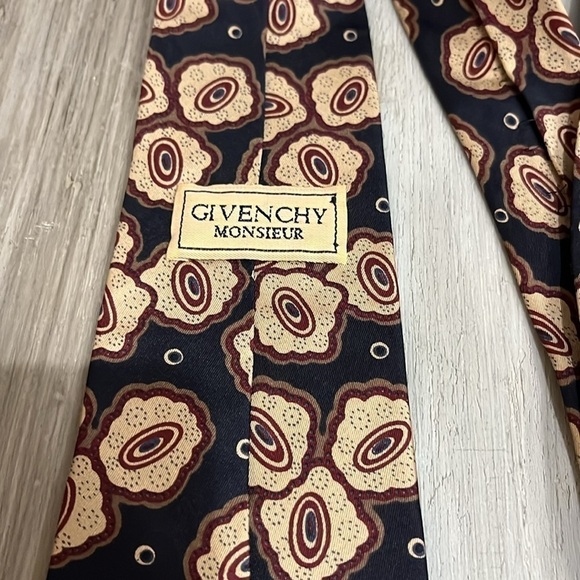 GIVENCHY Monsieur Vintage Men’s Neck Tie 100% Silk GRAPHIC Black Tan  Tie - Picture 5 of 8